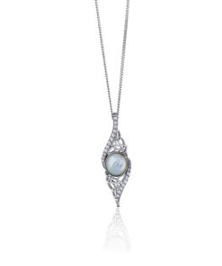 Silver Arian Pendant Twisted Trinity with White Pearl Chain