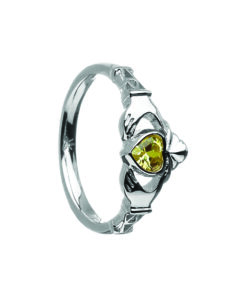 August-Peridot Birthstone Claddagh Ring - Image 2