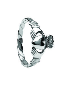 Twist Shank Claddagh Ring