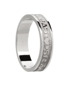 Ladies Grá Dilseacht Cairdeas “Love Loyalty Friendship” Claddagh Wedding Ring - Image 2